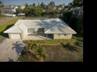 walk to beach from this Longboat Key rental property