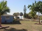 walk to beach from your Longboat Key Rental